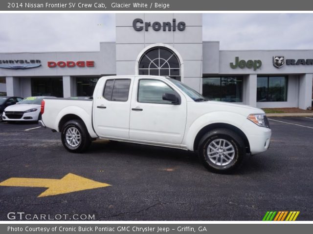 2014 Nissan Frontier SV Crew Cab in Glacier White