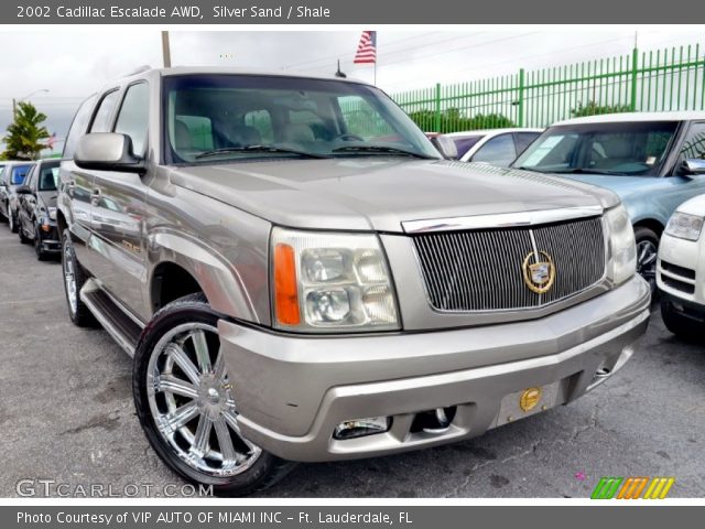 2002 Cadillac Escalade AWD in Silver Sand