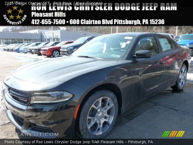 2015 Dodge Charger SXT in Pitch Black