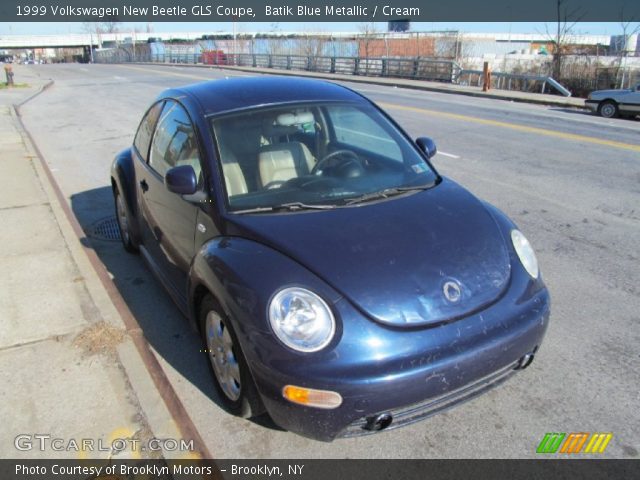 1999 Volkswagen New Beetle GLS Coupe in Batik Blue Metallic