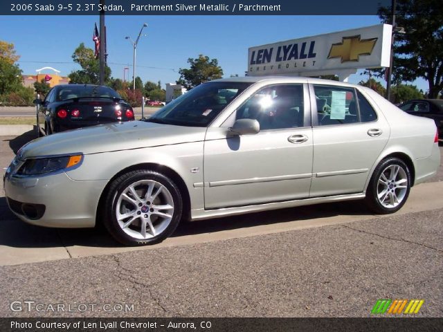 2006 Saab 9-5 2.3T Sedan in Parchment Silver Metallic