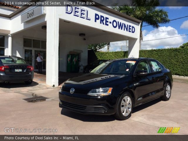 2014 Volkswagen Jetta SE Sedan in Black