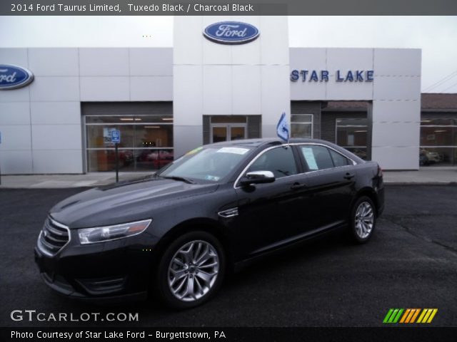 2014 Ford Taurus Limited in Tuxedo Black