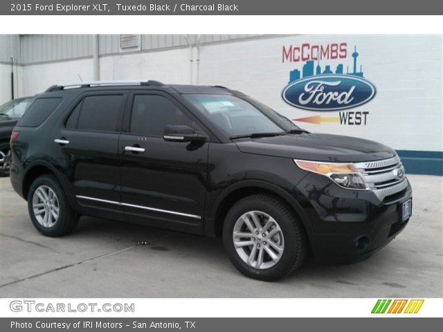 2015 Ford Explorer XLT in Tuxedo Black