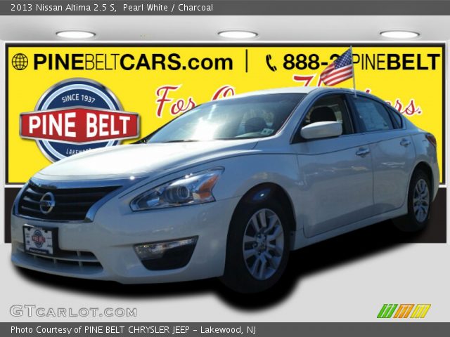 2013 Nissan Altima 2.5 S in Pearl White