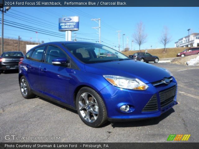 2014 Ford Focus SE Hatchback in Performance Blue