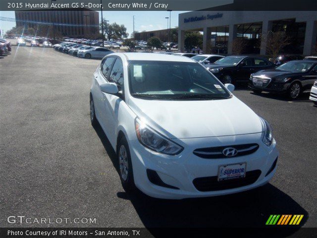 2015 Hyundai Accent GS 5-Door in Century White