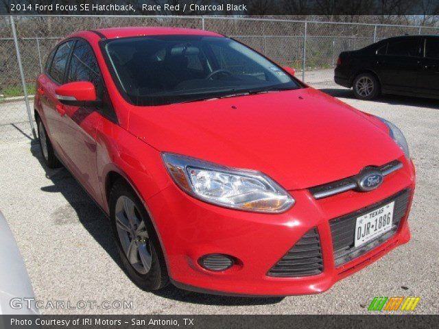 2014 Ford Focus SE Hatchback in Race Red