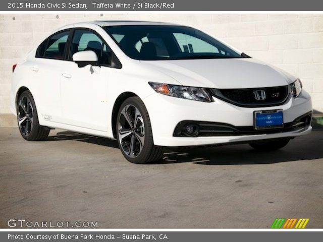 2015 Honda Civic Si Sedan in Taffeta White