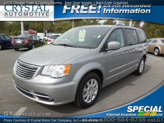 2014 Chrysler Town & Country Touring in Billet Silver Metallic