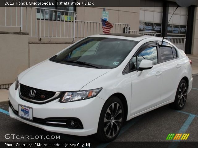 2013 Honda Civic Si Sedan in Taffeta White