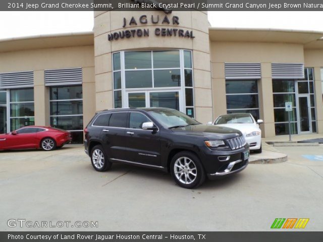 2014 Jeep Grand Cherokee Summit in Brilliant Black Crystal Pearl