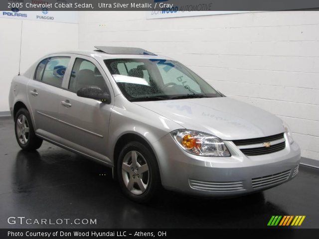 2005 Chevrolet Cobalt Sedan in Ultra Silver Metallic