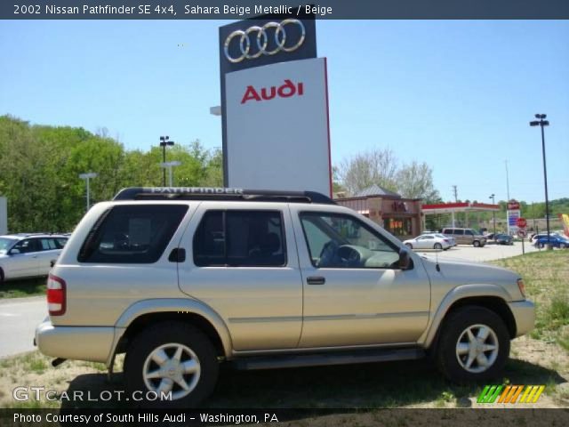2002 Nissan Pathfinder SE 4x4 in Sahara Beige Metallic