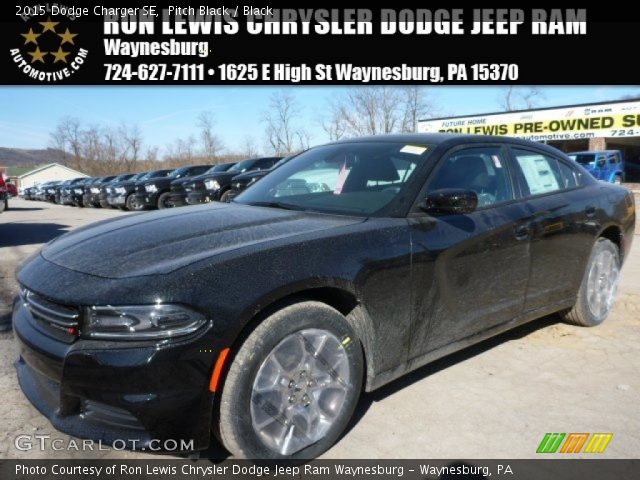 2015 Dodge Charger SE in Pitch Black