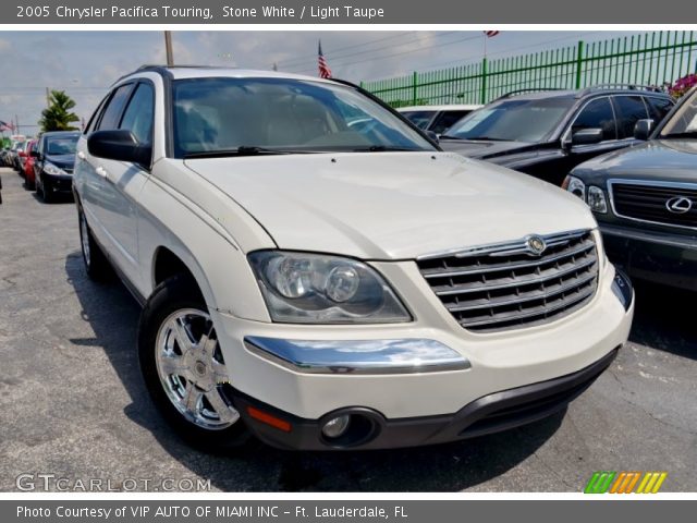 2005 Chrysler Pacifica Touring in Stone White