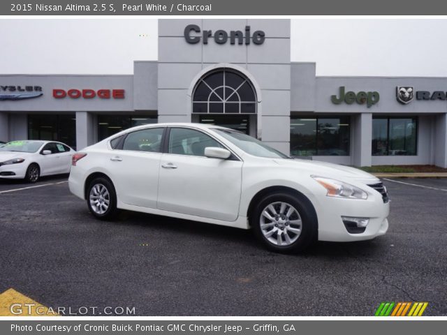 2015 Nissan Altima 2.5 S in Pearl White