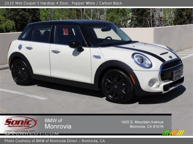 2015 Mini Cooper S Hardtop 4 Door in Pepper White