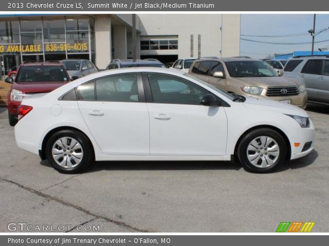 2013 Chevrolet Cruze LS in Summit White