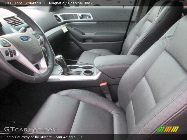 2015 Ford Explorer XLT in Magnetic