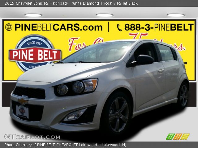 2015 Chevrolet Sonic RS Hatchback in White Diamond Tricoat