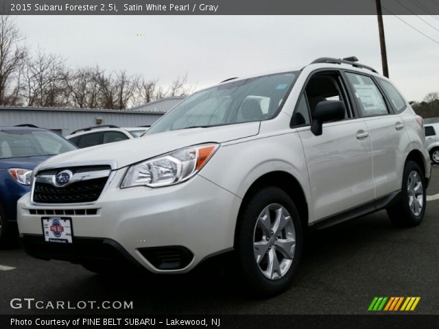 2015 Subaru Forester 2.5i in Satin White Pearl