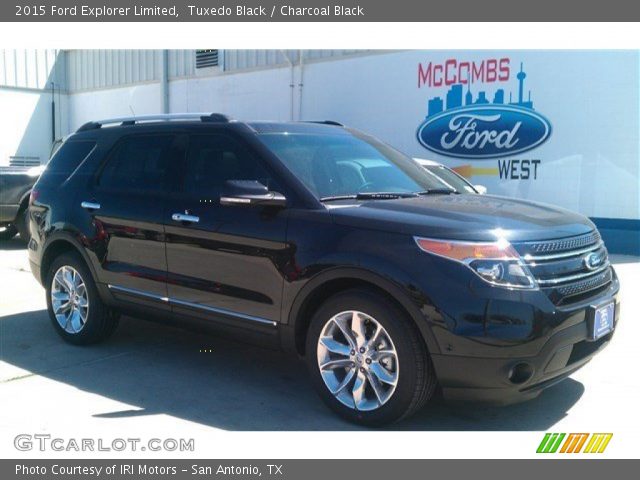 2015 Ford Explorer Limited in Tuxedo Black