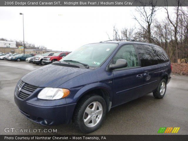 2006 Dodge Grand Caravan SXT in Midnight Blue Pearl