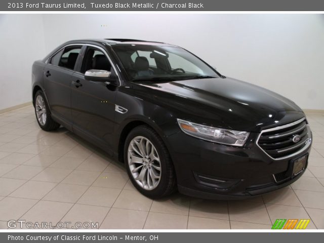 2013 Ford Taurus Limited in Tuxedo Black Metallic