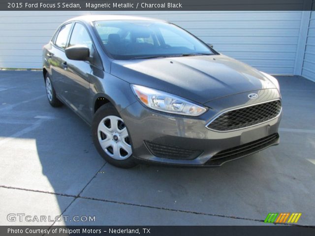 2015 Ford Focus S Sedan in Magnetic Metallic