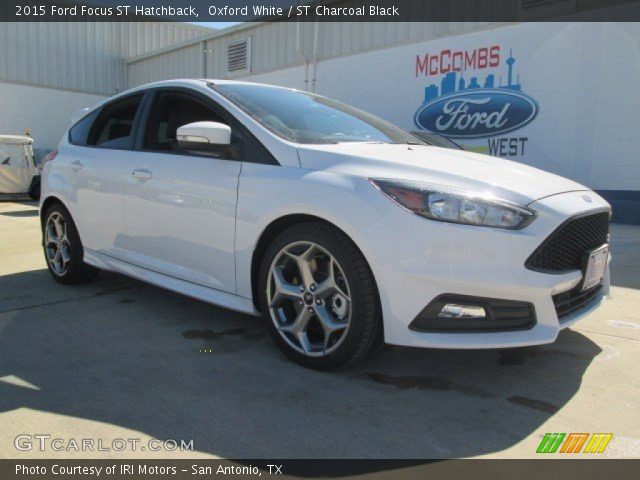 2015 Ford Focus ST Hatchback in Oxford White