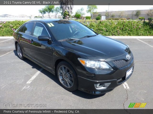 2011 Toyota Camry SE V6 in Black