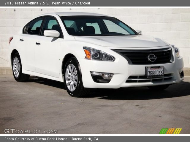 2015 Nissan Altima 2.5 S in Pearl White