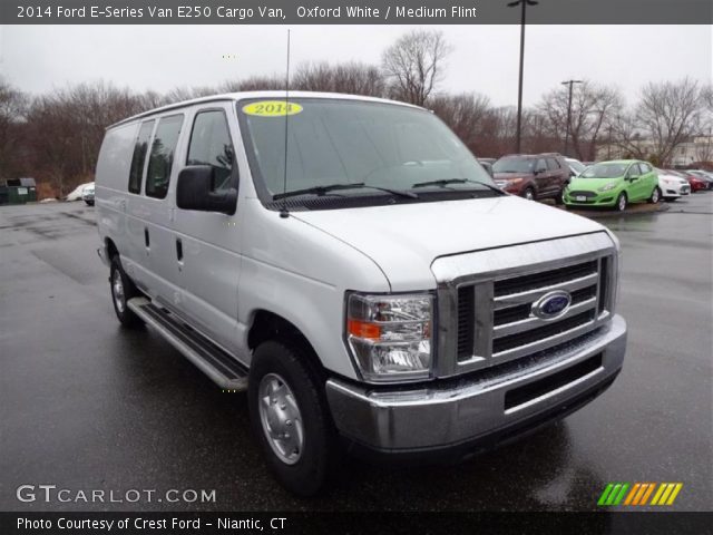 2014 Ford E-Series Van E250 Cargo Van in Oxford White