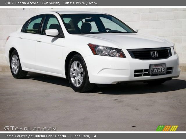 2009 Honda Accord LX-P Sedan in Taffeta White