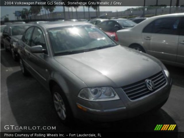 2004 Volkswagen Passat GLS Sedan in Stonehenge Grey Metallic