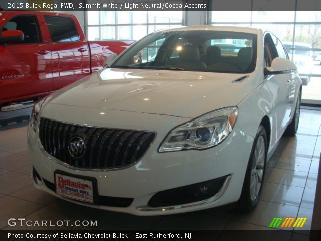 2015 Buick Regal FWD in Summit White