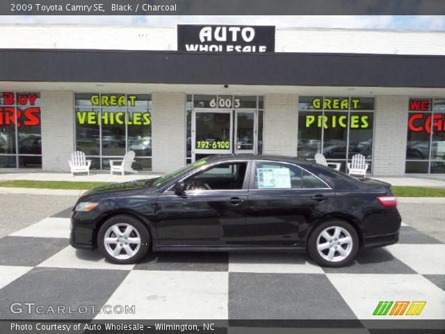 2009 Toyota Camry SE in Black