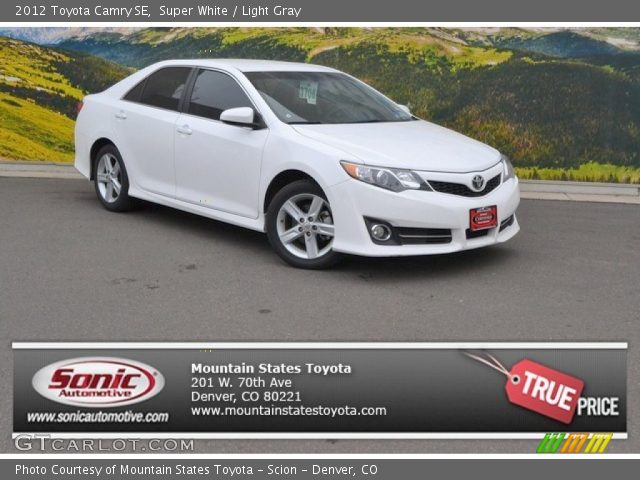 2012 Toyota Camry SE in Super White