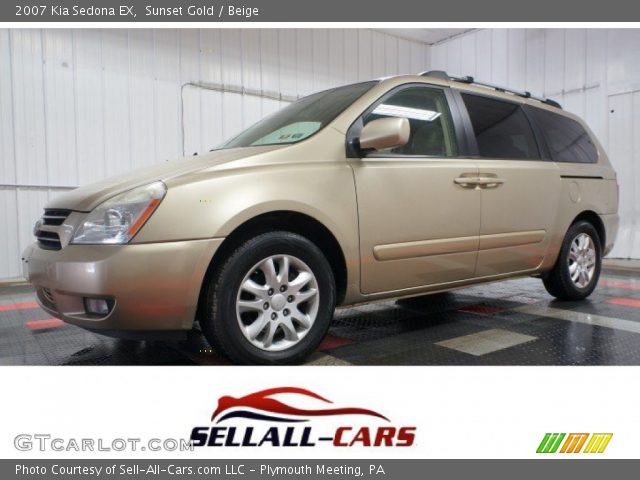 2007 Kia Sedona EX in Sunset Gold