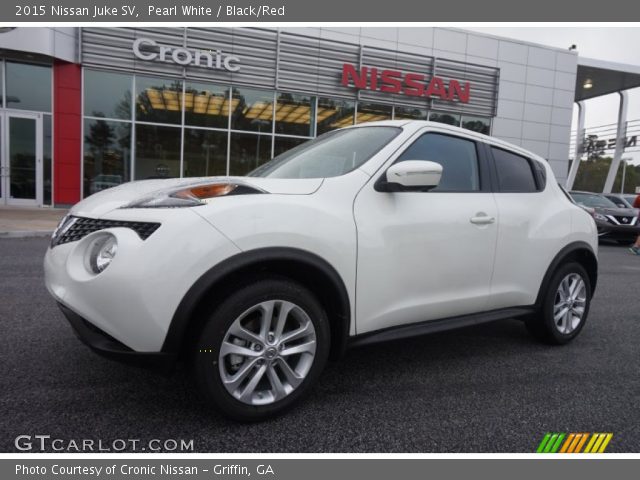 2015 Nissan Juke SV in Pearl White