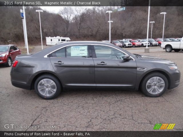 2015 Ford Taurus SEL in Magnetic Metallic