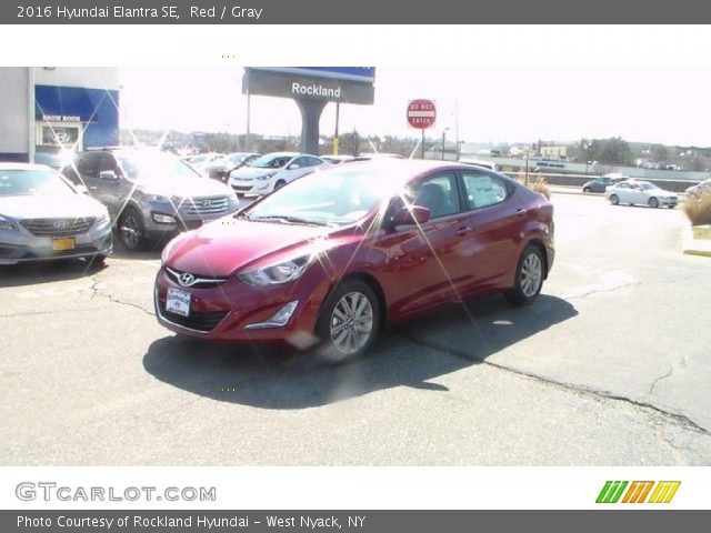 2016 Hyundai Elantra SE in Red