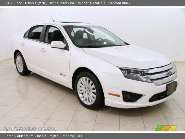 2010 Ford Fusion Hybrid in White Platinum Tri-coat Metallic