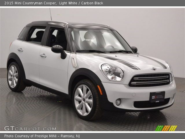 2015 Mini Countryman Cooper in Light White
