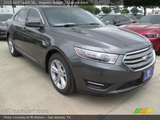 2015 Ford Taurus SEL in Magnetic Metallic