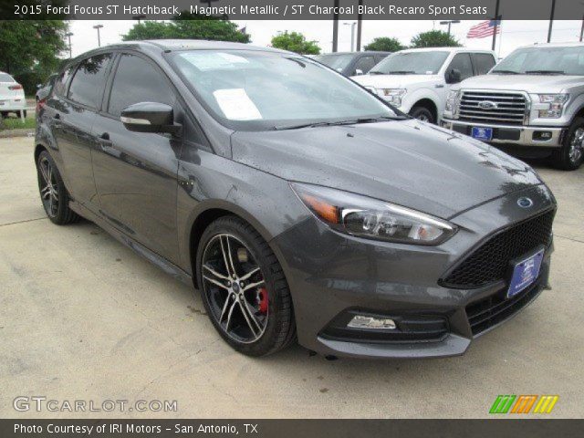 2015 Ford Focus ST Hatchback in Magnetic Metallic