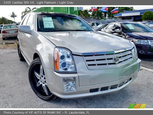 2005 Cadillac SRX V6 in Light Platinum