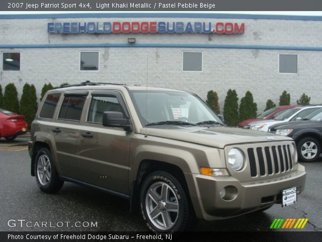 2007 Jeep Patriot Sport 4x4 in Light Khaki Metallic