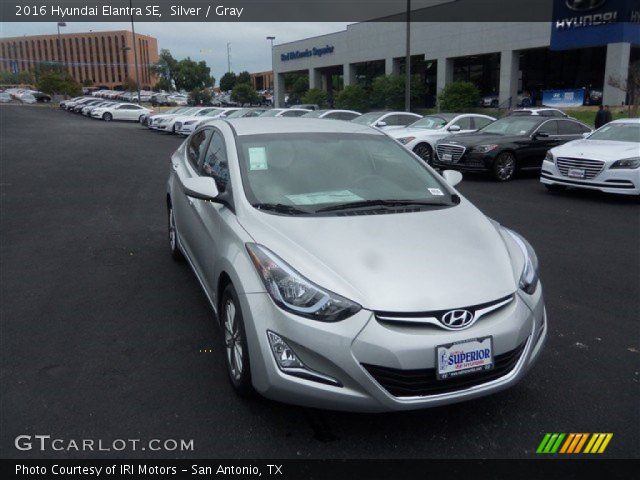 2016 Hyundai Elantra SE in Silver